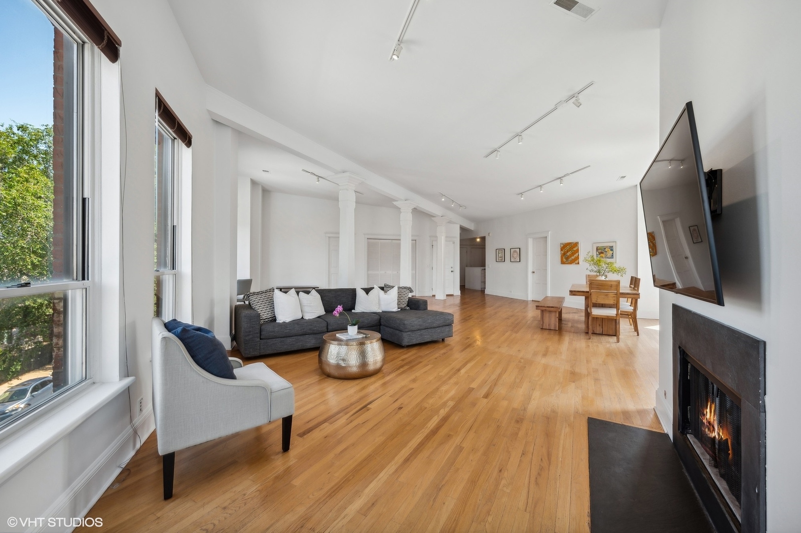 1313 N WOOD Street Unit: 3