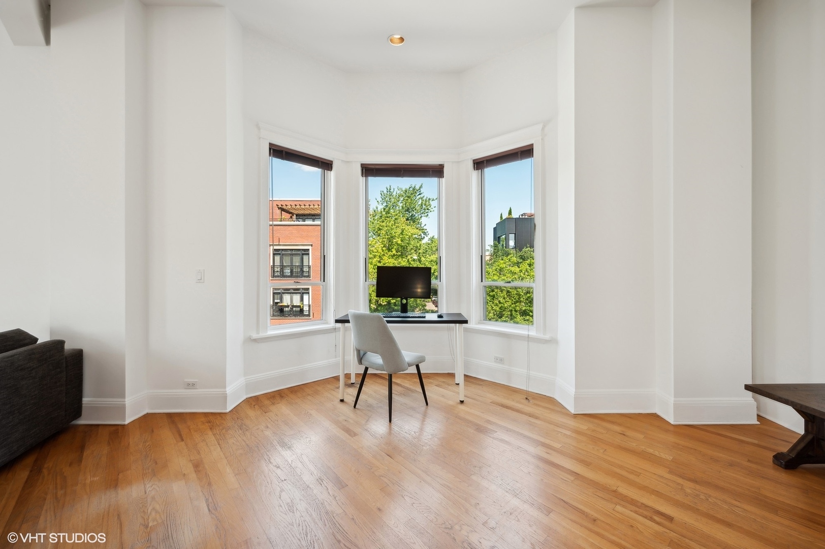 1313 N WOOD Street Unit: 3