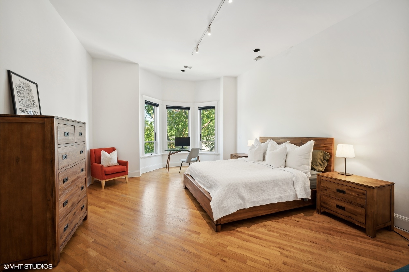 1313 N WOOD Street Unit: 3