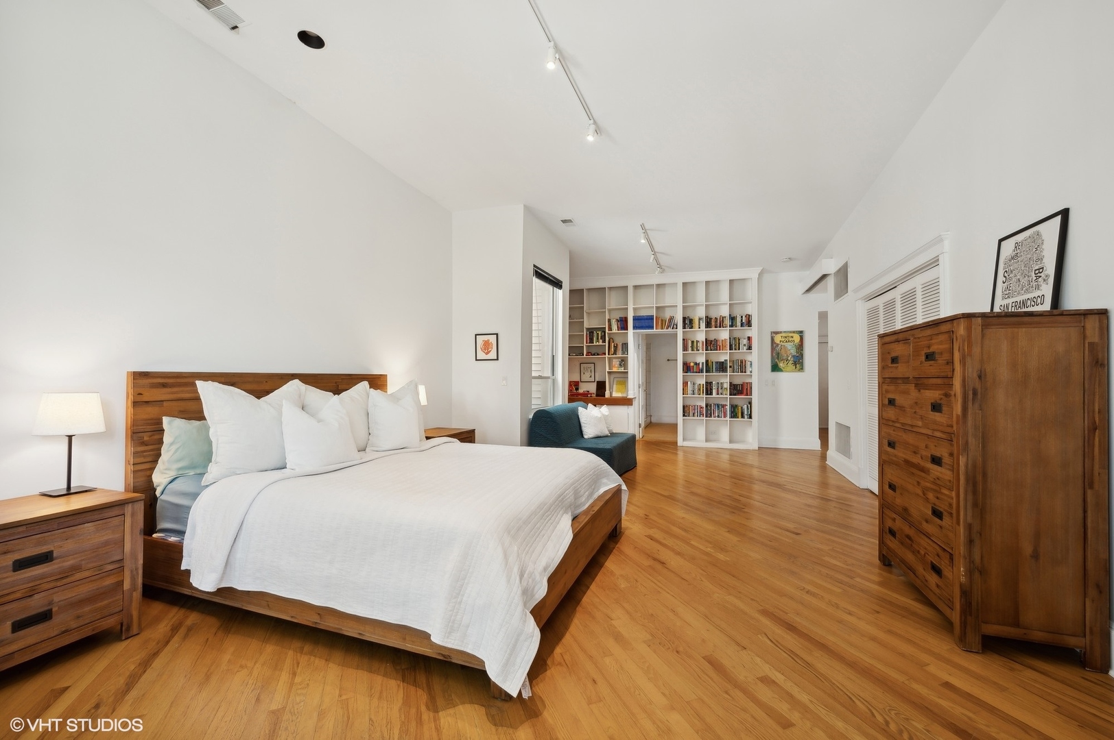 1313 N WOOD Street Unit: 3