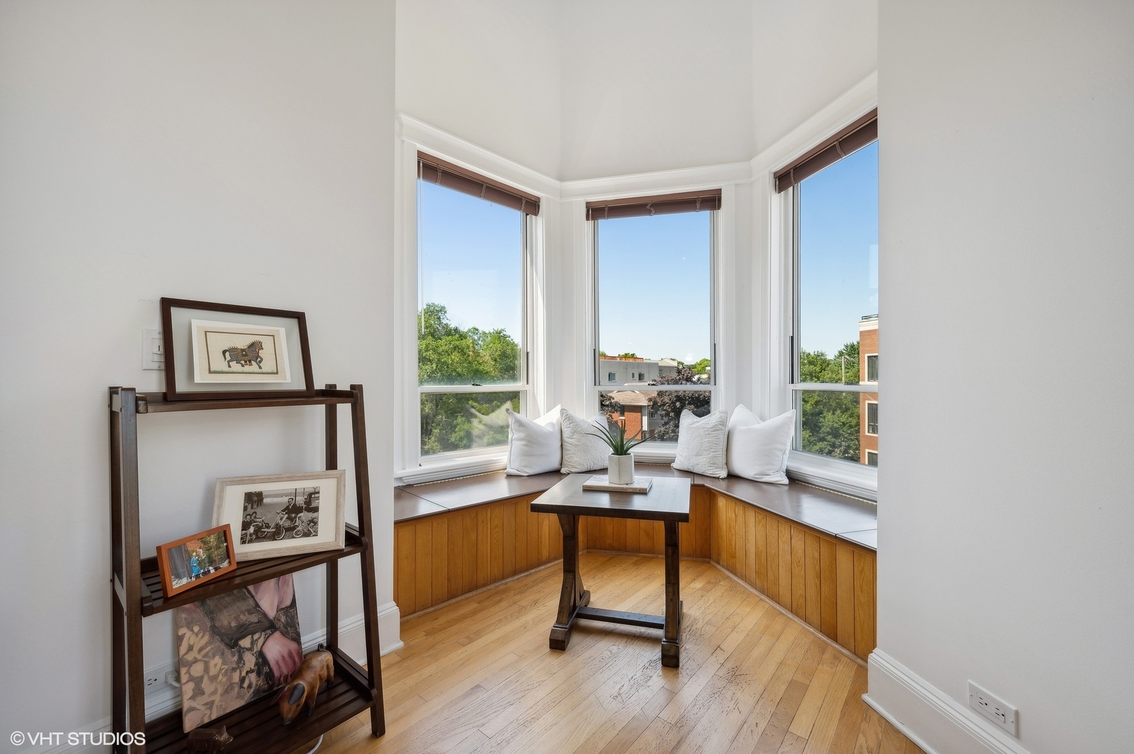 1313 N WOOD Street Unit: 3