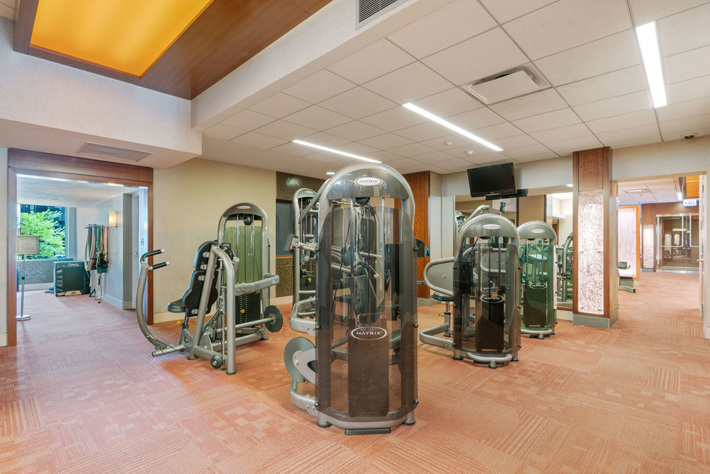 400 E RANDOLPH Street Unit: 2525