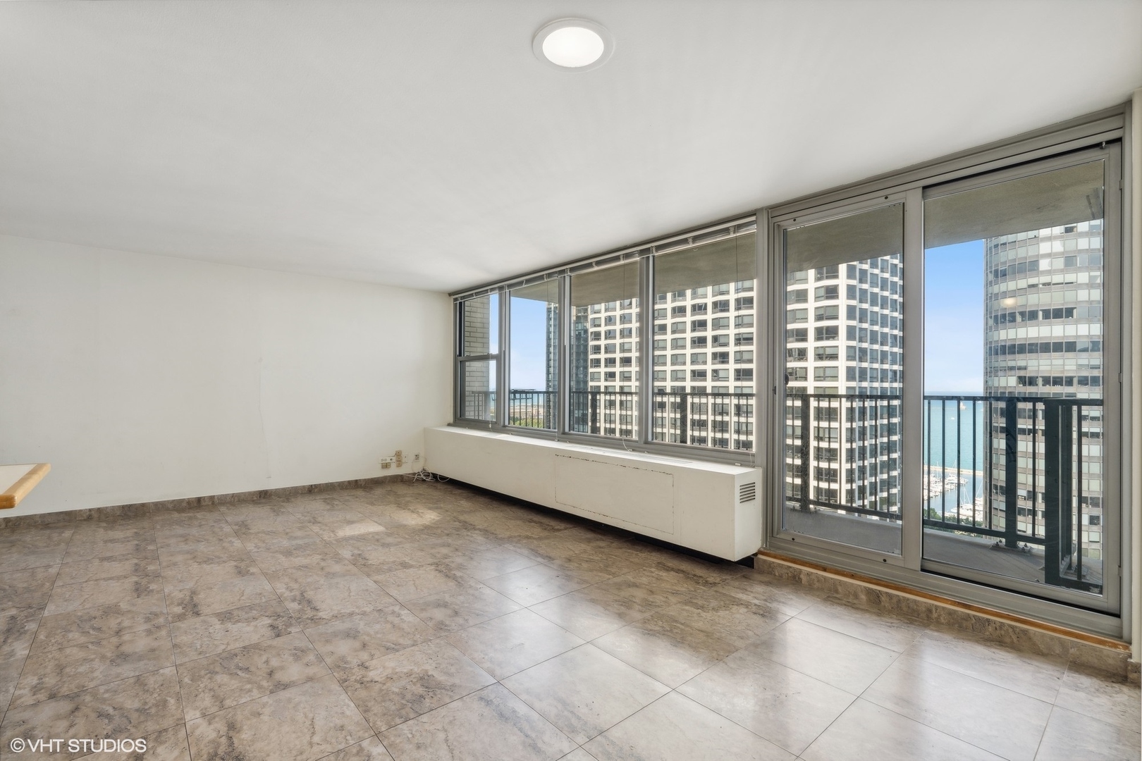 400 E RANDOLPH Street Unit: 2525