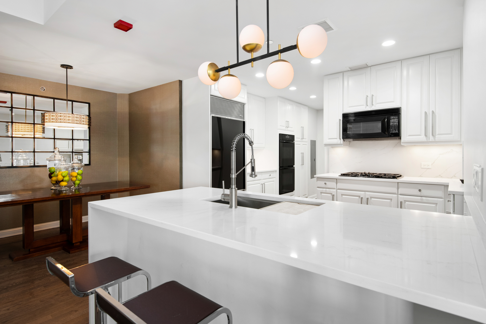 21 E Huron Street Unit: 3503