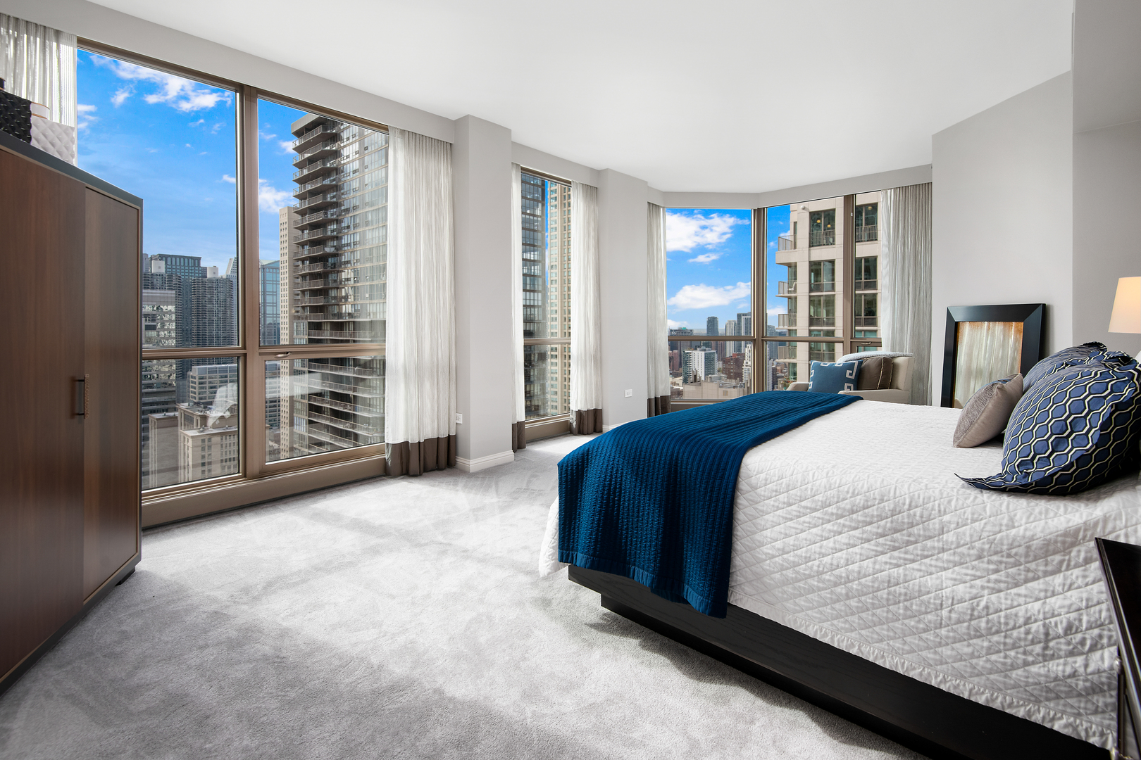 21 E Huron Street Unit: 3503