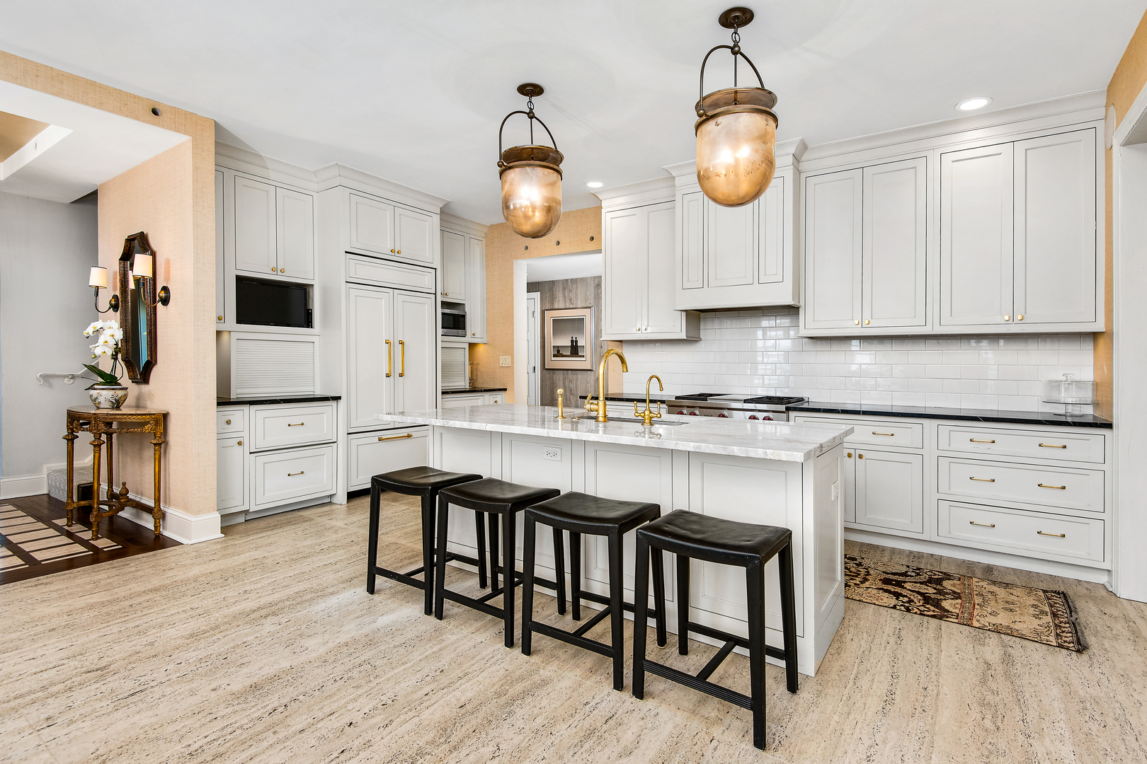 1200 N Lake Shore Drive Unit: M3