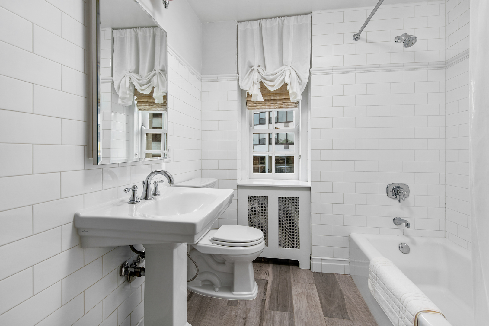1200 N Lake Shore Drive Unit: M3