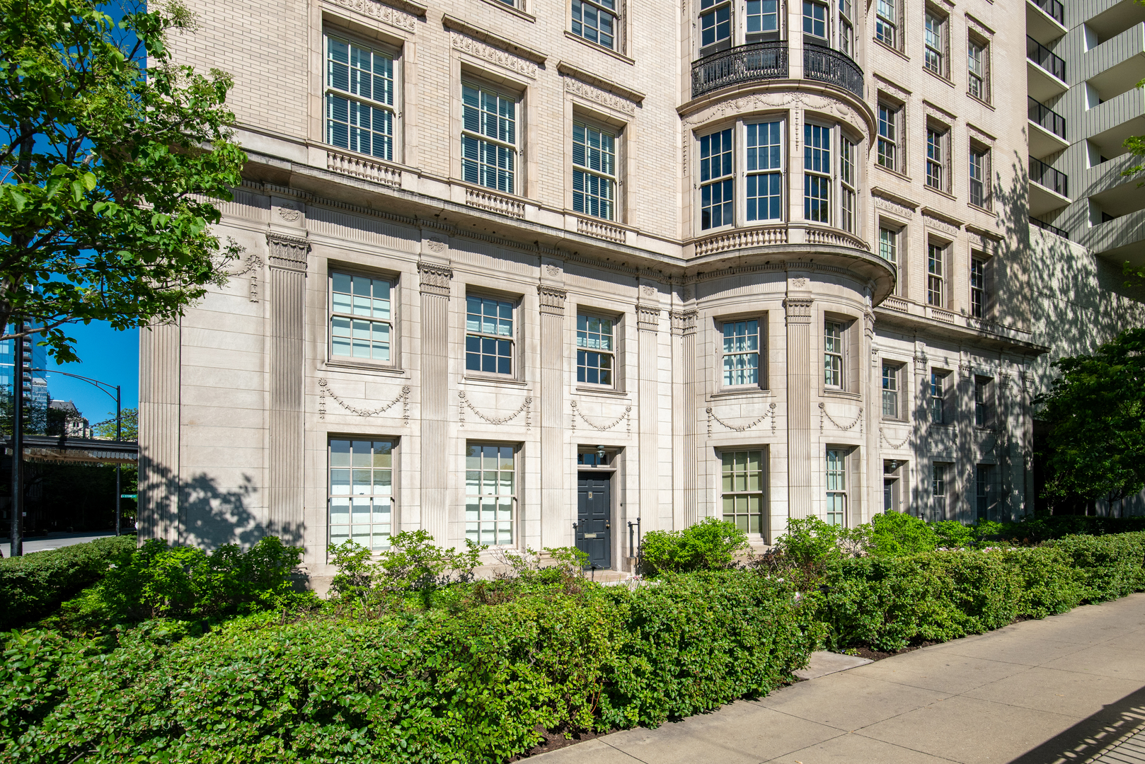 1200 N Lake Shore Drive Unit: M3
