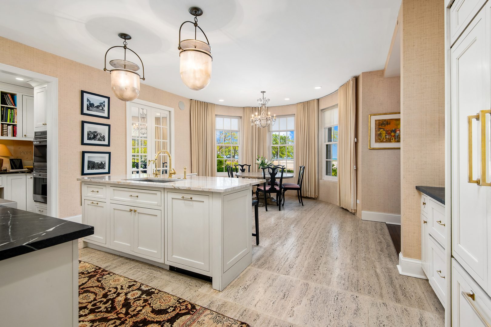 1200 N Lake Shore Drive Unit: M3