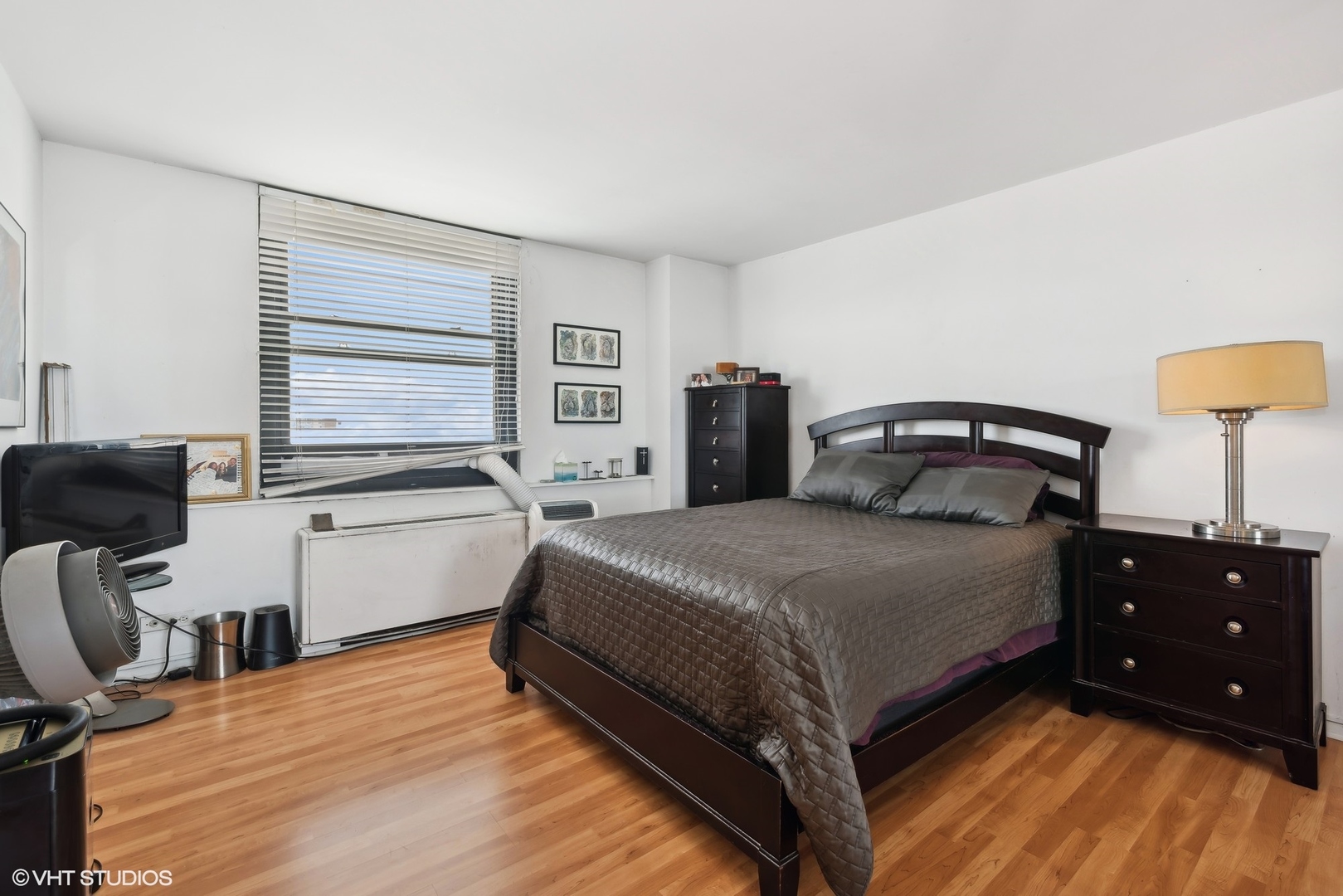 5701 N Sheridan Road Unit: 26B