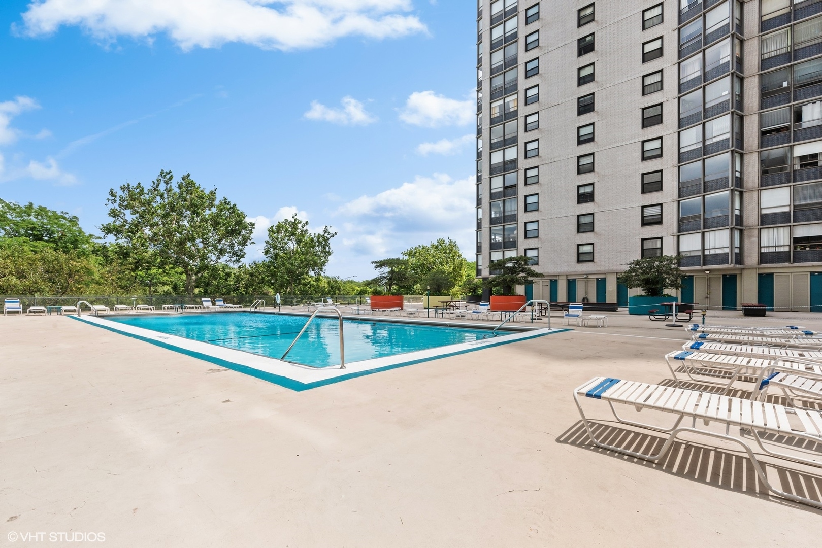 5701 N Sheridan Road Unit: 26B