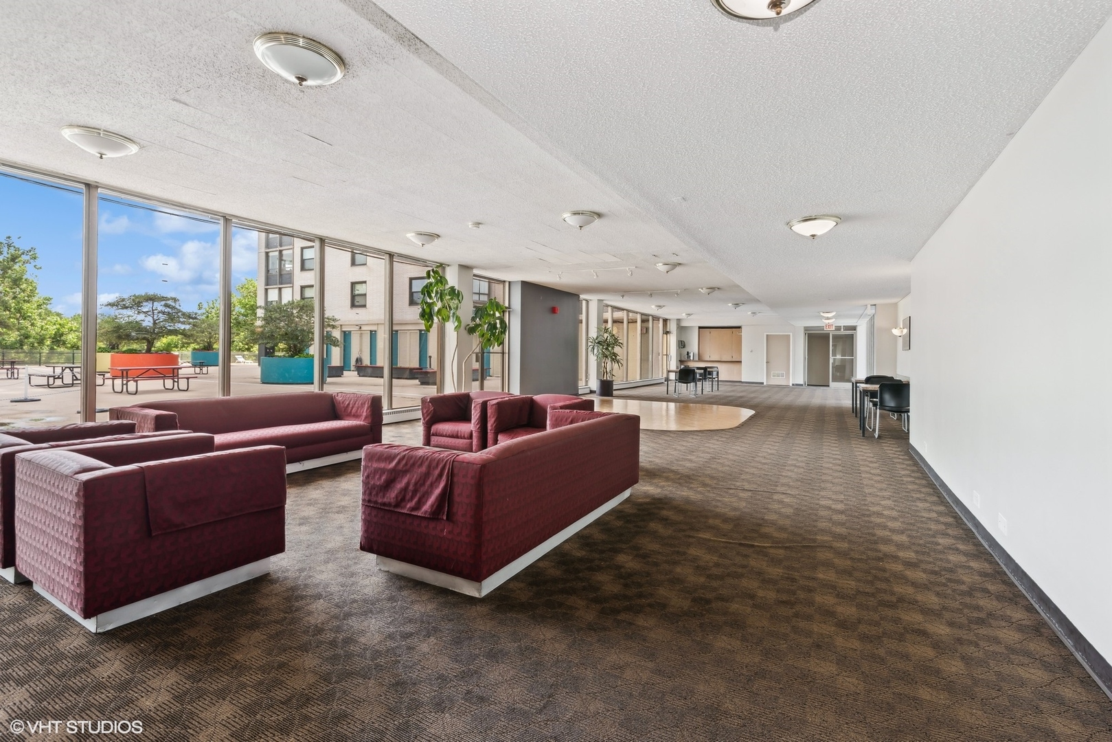 5701 N Sheridan Road Unit: 26B