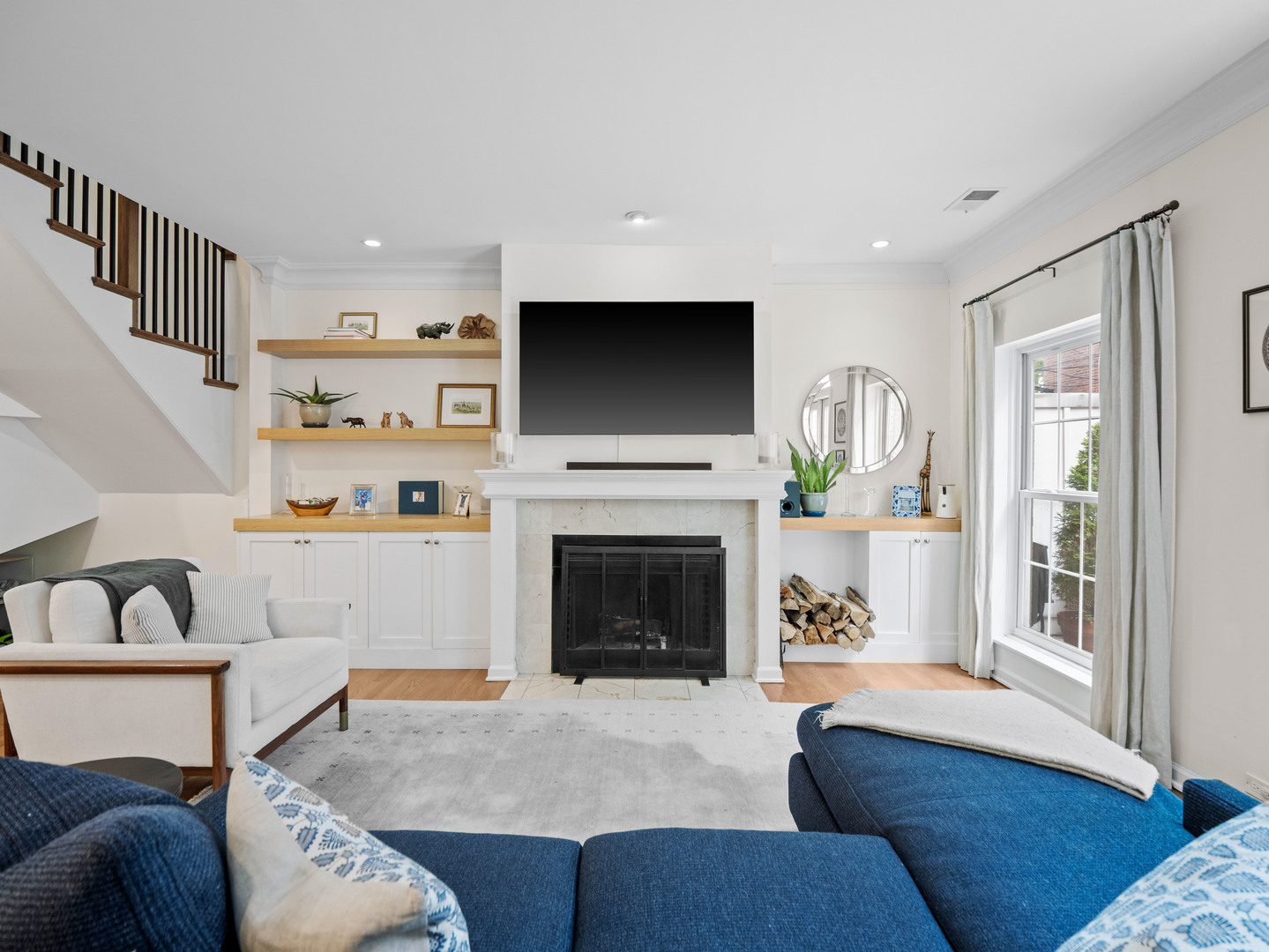 339 W Webster Avenue Unit: 8H