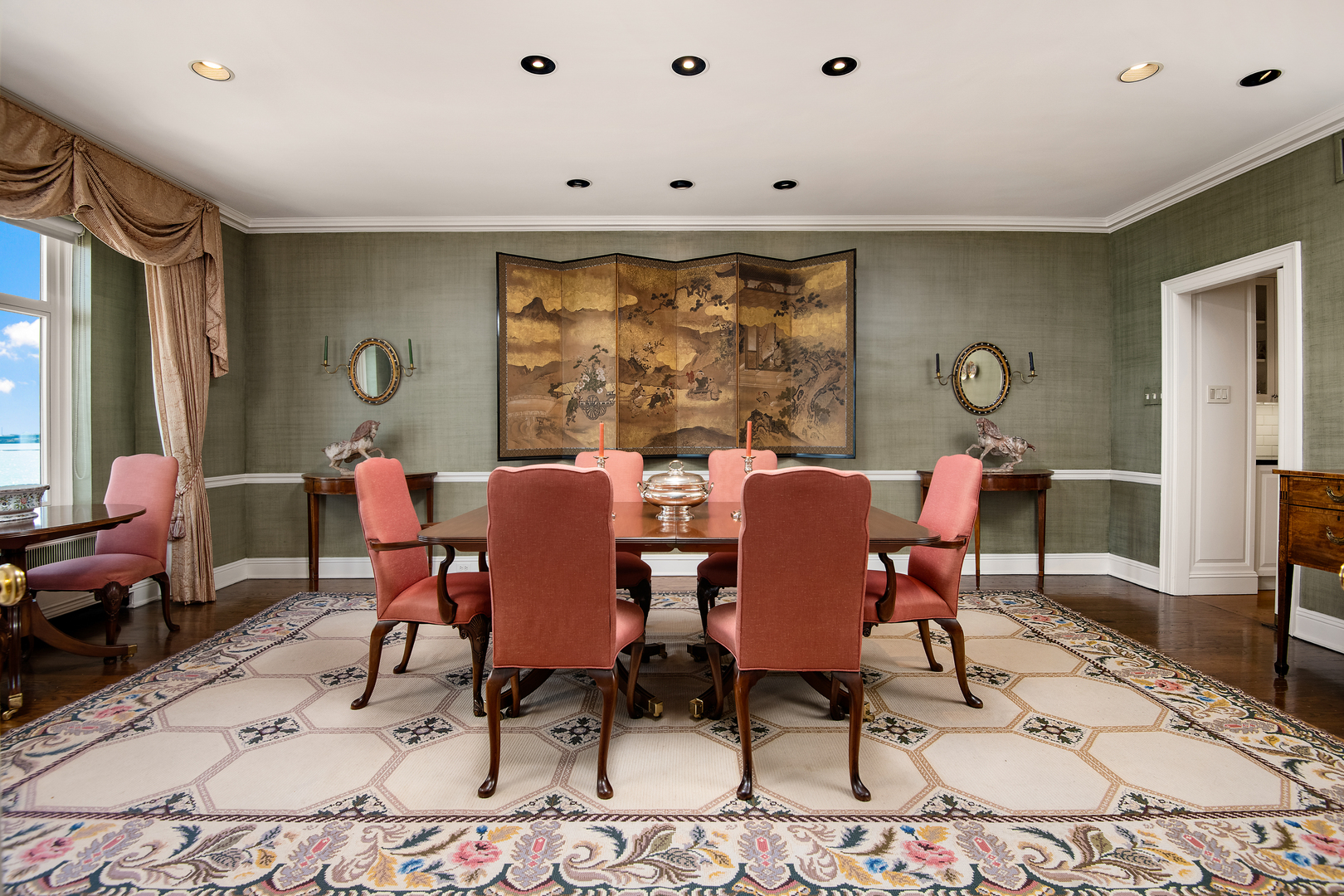 1430 N Lake Shore Drive Unit: 6