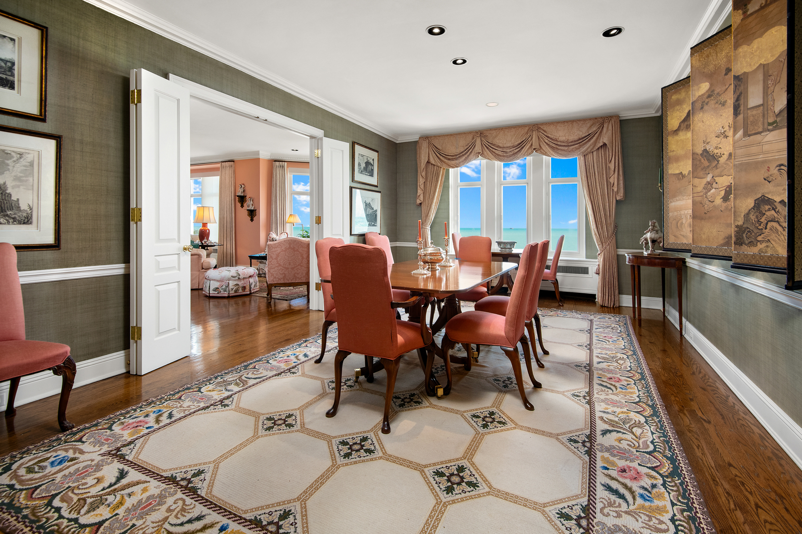 1430 N Lake Shore Drive Unit: 6