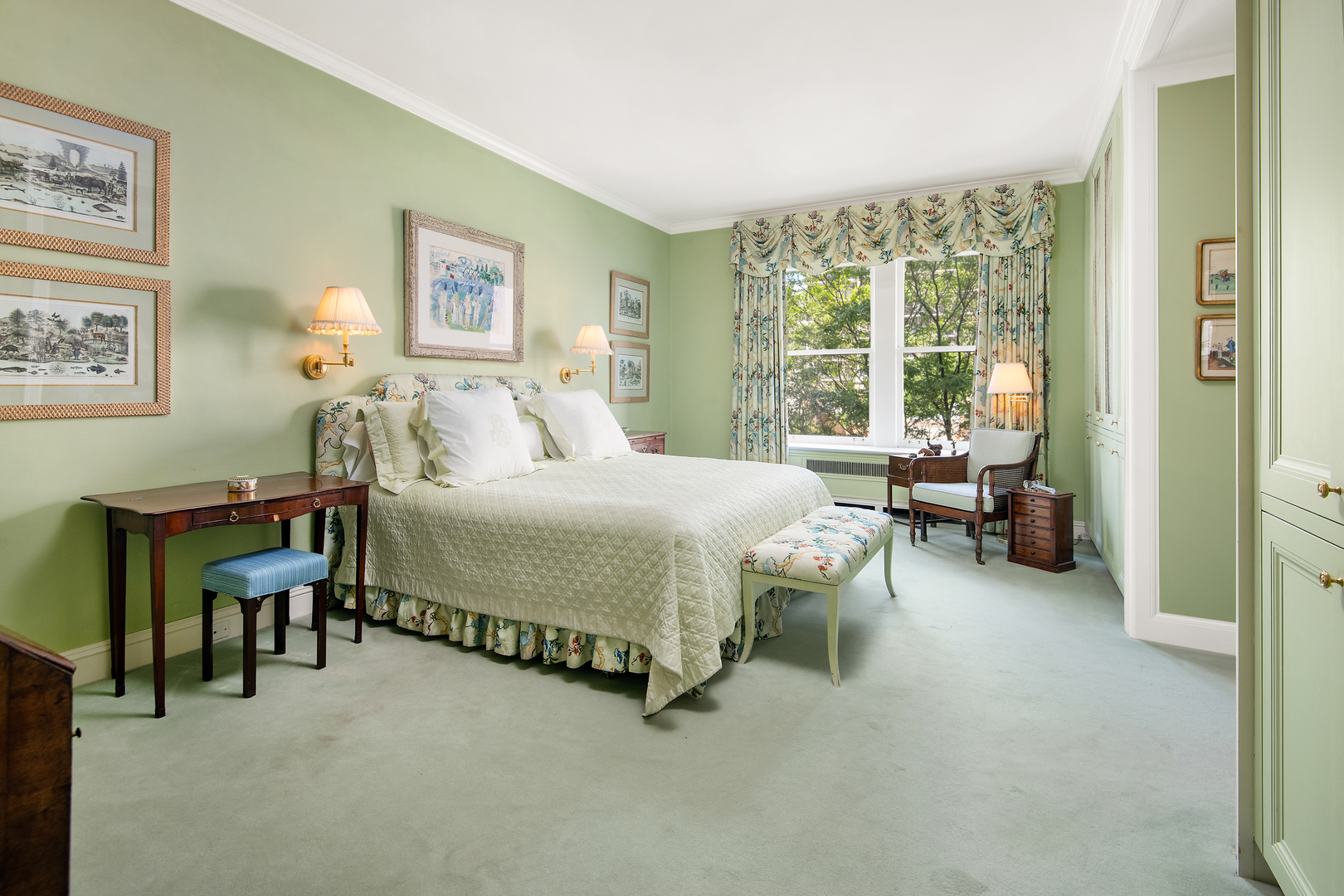 1430 N Lake Shore Drive Unit: 6