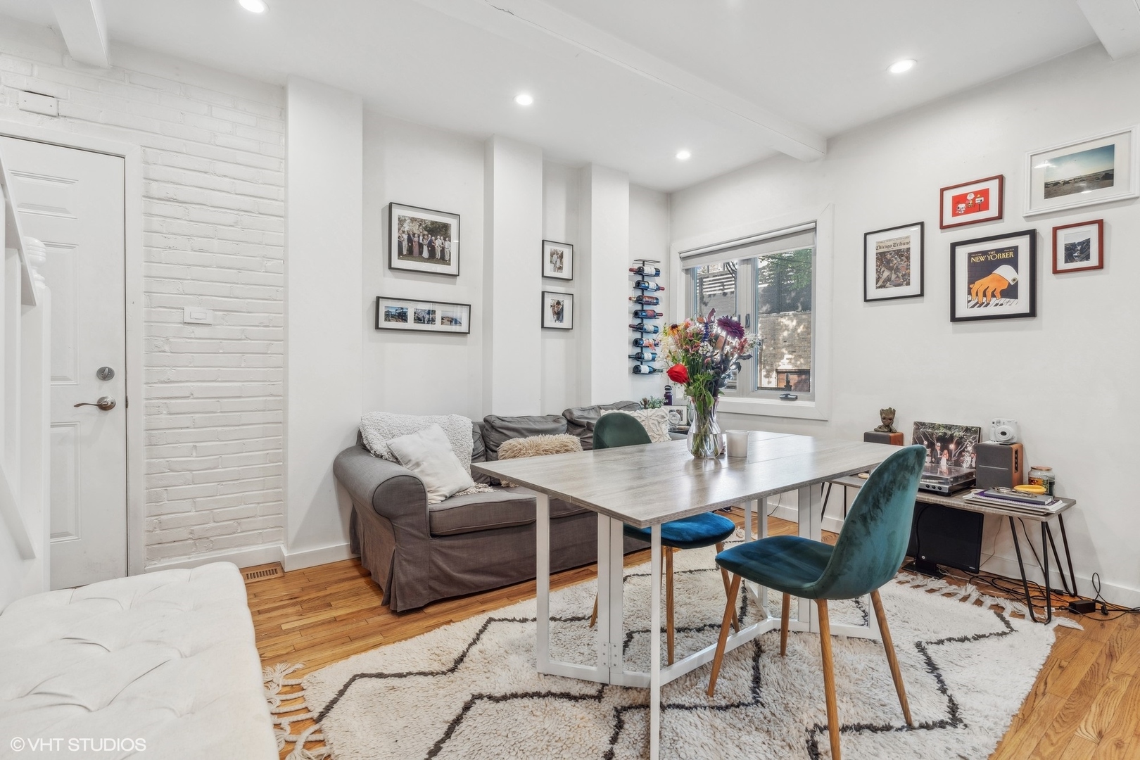 1831 N Hudson Avenue Unit: D