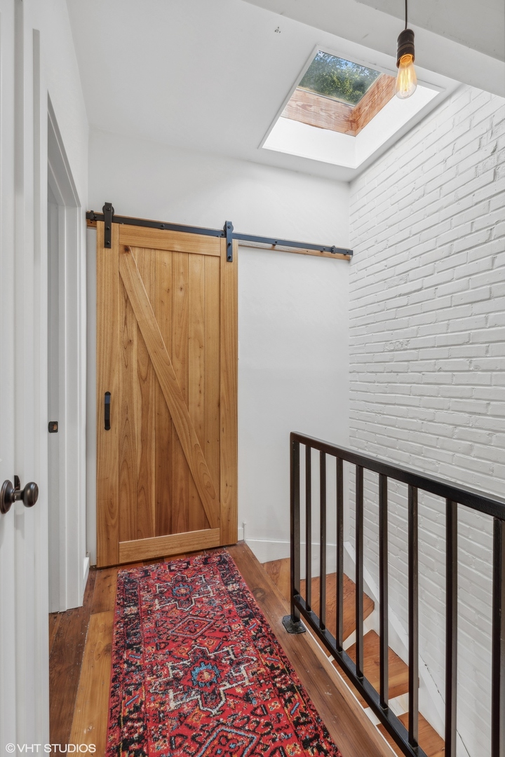 1831 N Hudson Avenue Unit: D