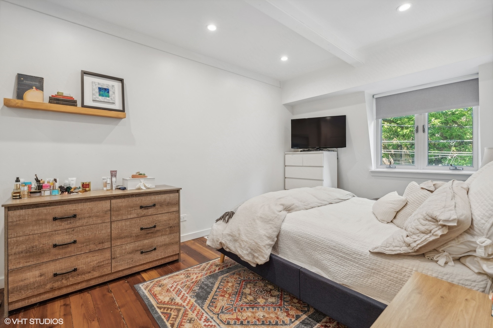 1831 N Hudson Avenue Unit: D