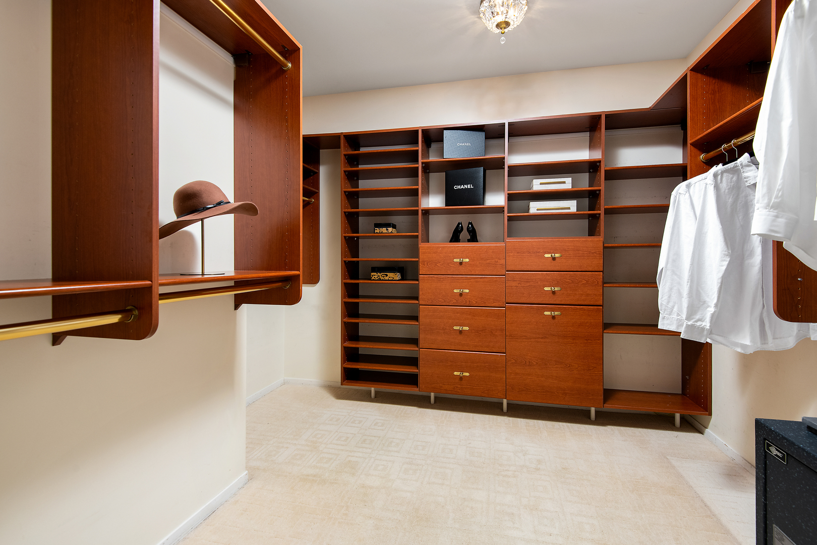 330 S Michigan Avenue Unit: 1908