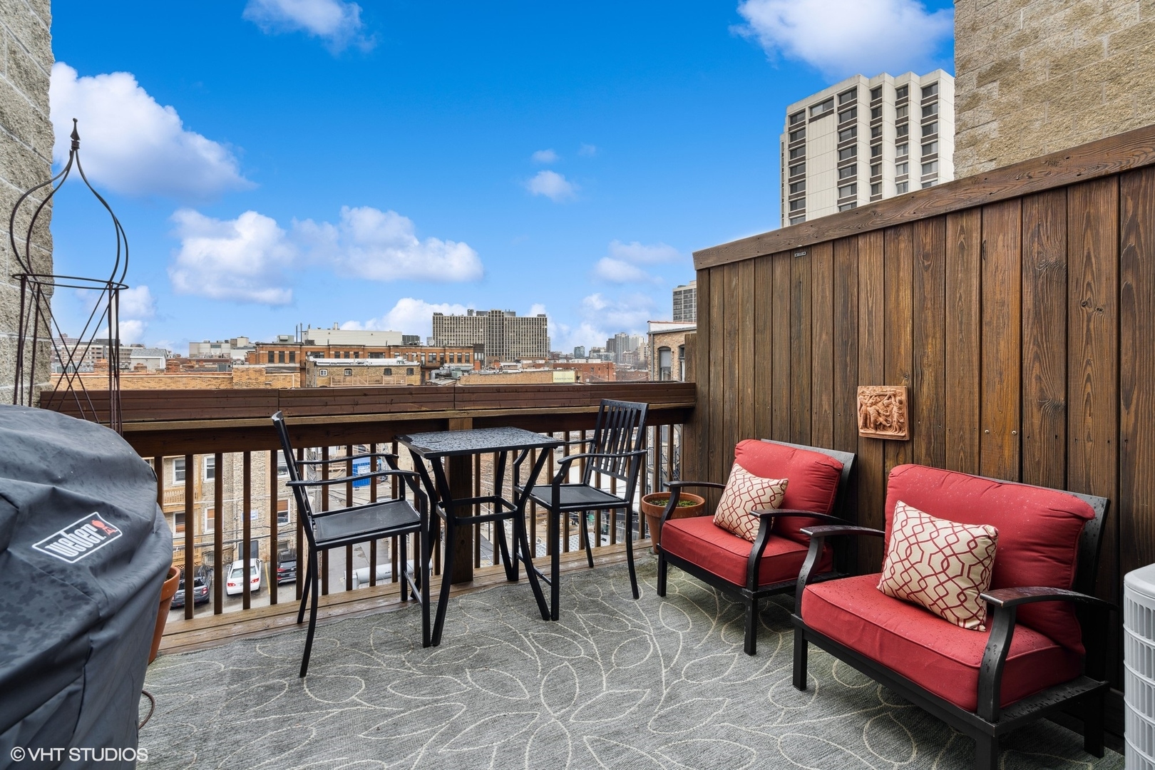 628 W WRIGHTWOOD Avenue Unit: 5E