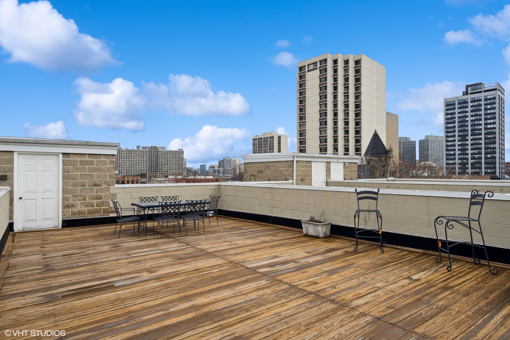 628 W WRIGHTWOOD Avenue Unit: 5E