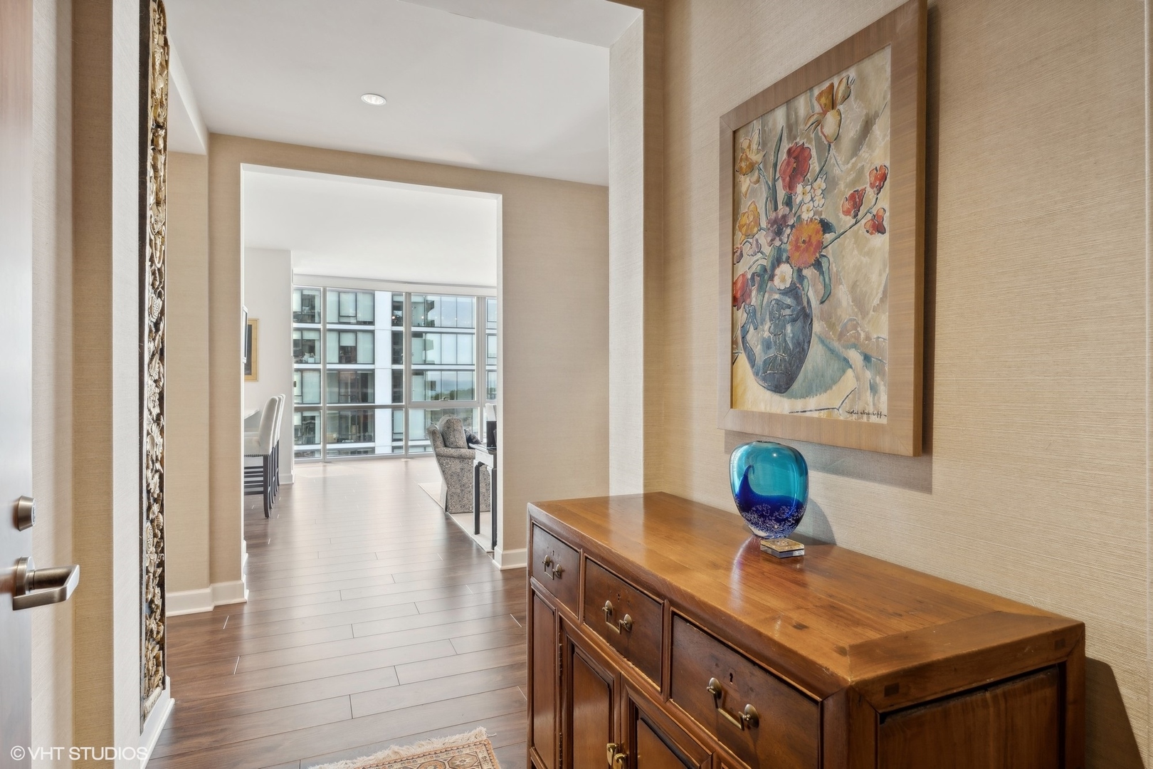 1201 S Prairie Avenue Unit: 701