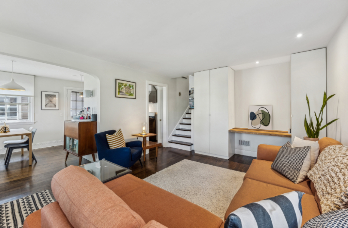 2745 W 90th Street