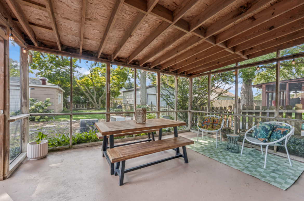 2745 W 90th Street
