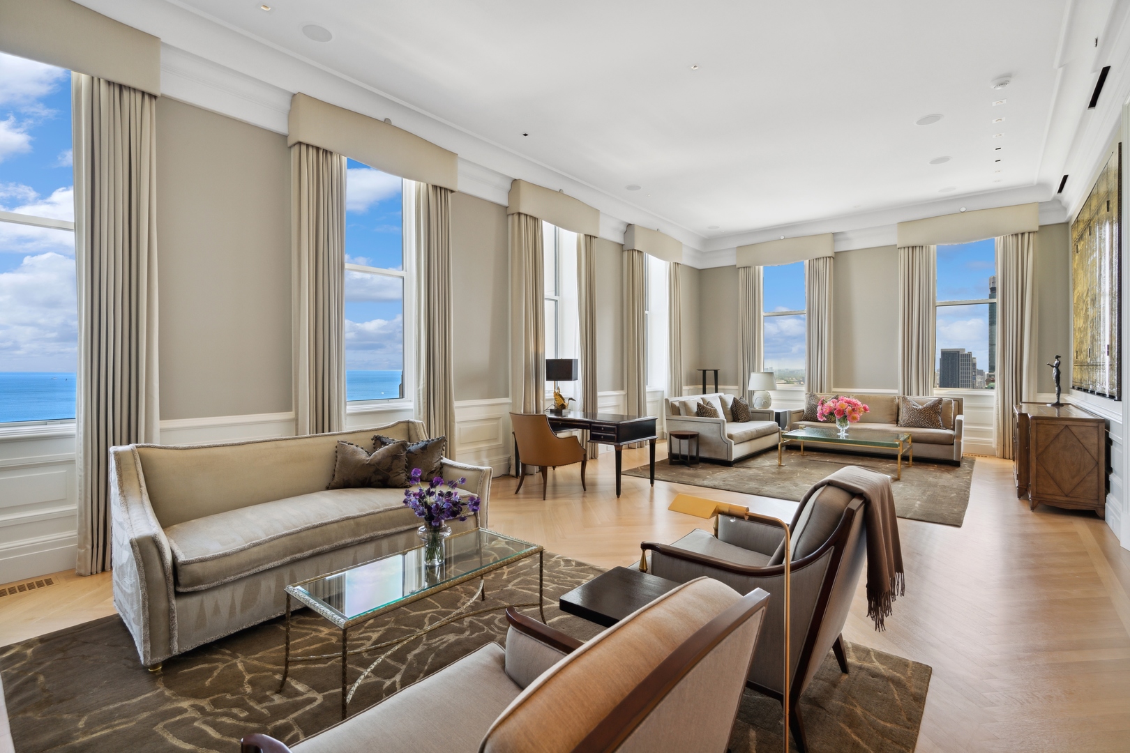 310 S Michigan Avenue Unit: 2502