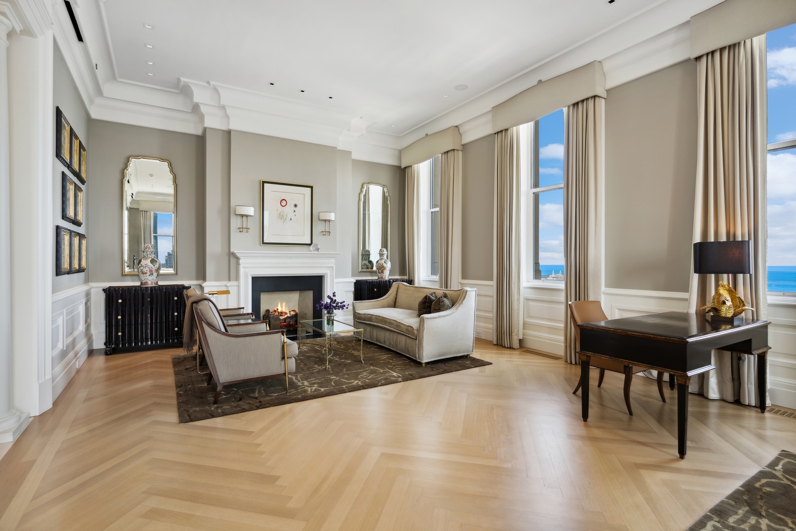310 S Michigan Avenue Unit: 2502