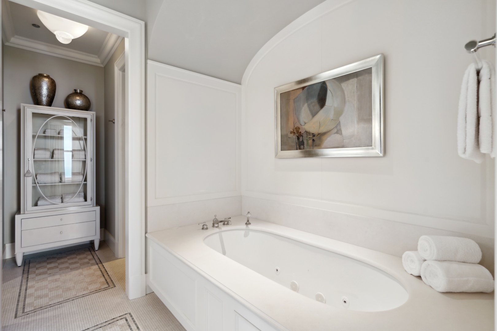 310 S Michigan Avenue Unit: 2502