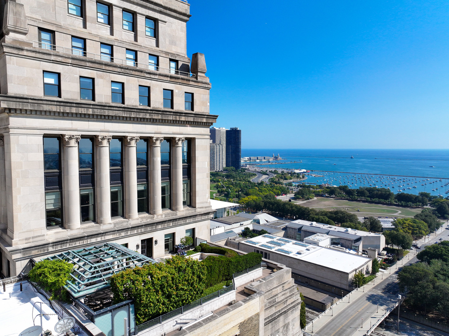 310 S Michigan Avenue Unit: 2502