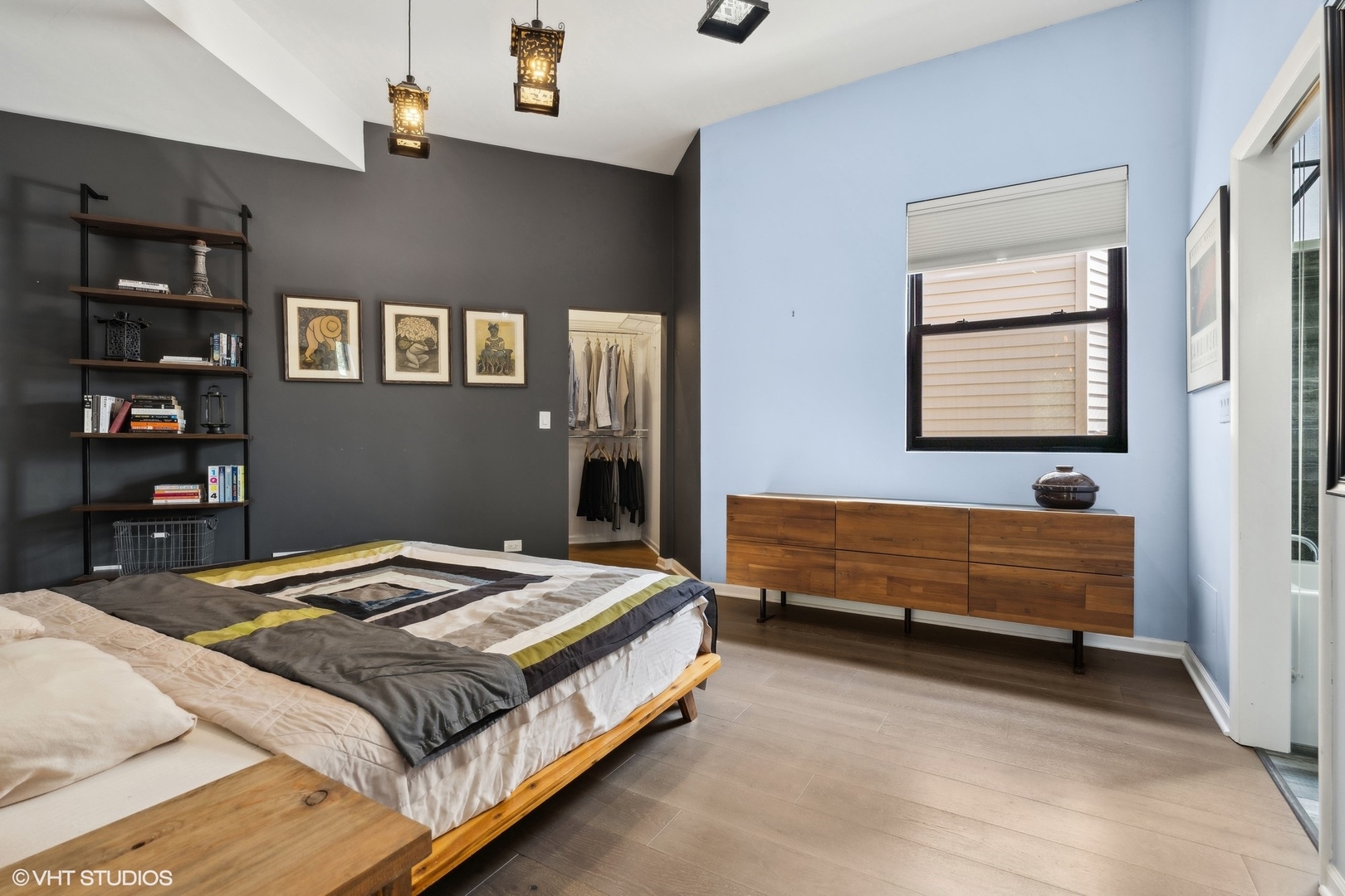 1346 W Augusta Boulevard Unit: 3