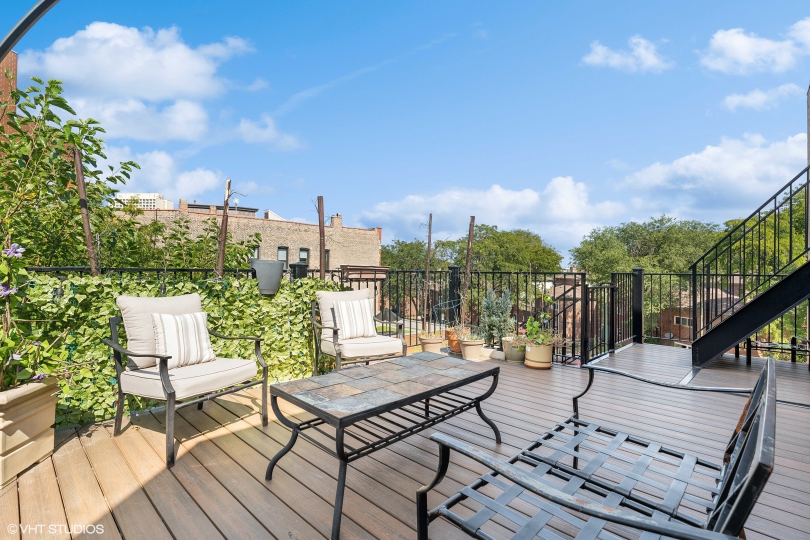 1346 W Augusta Boulevard Unit: 3