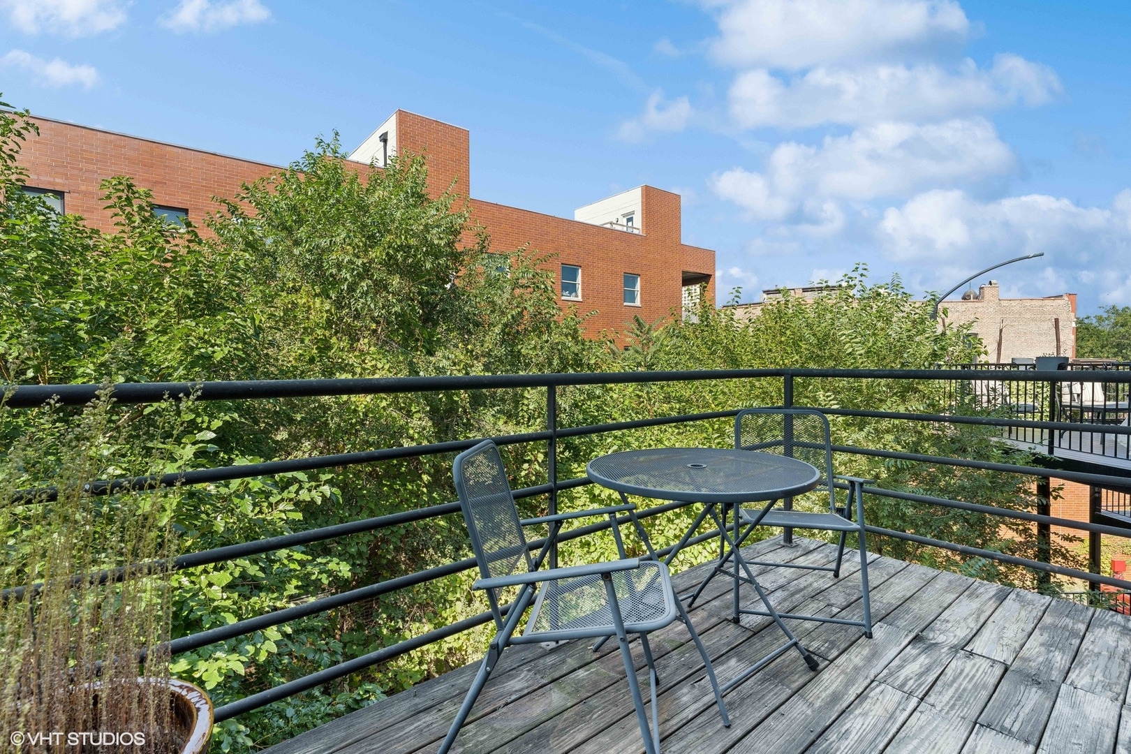 1346 W Augusta Boulevard Unit: 3