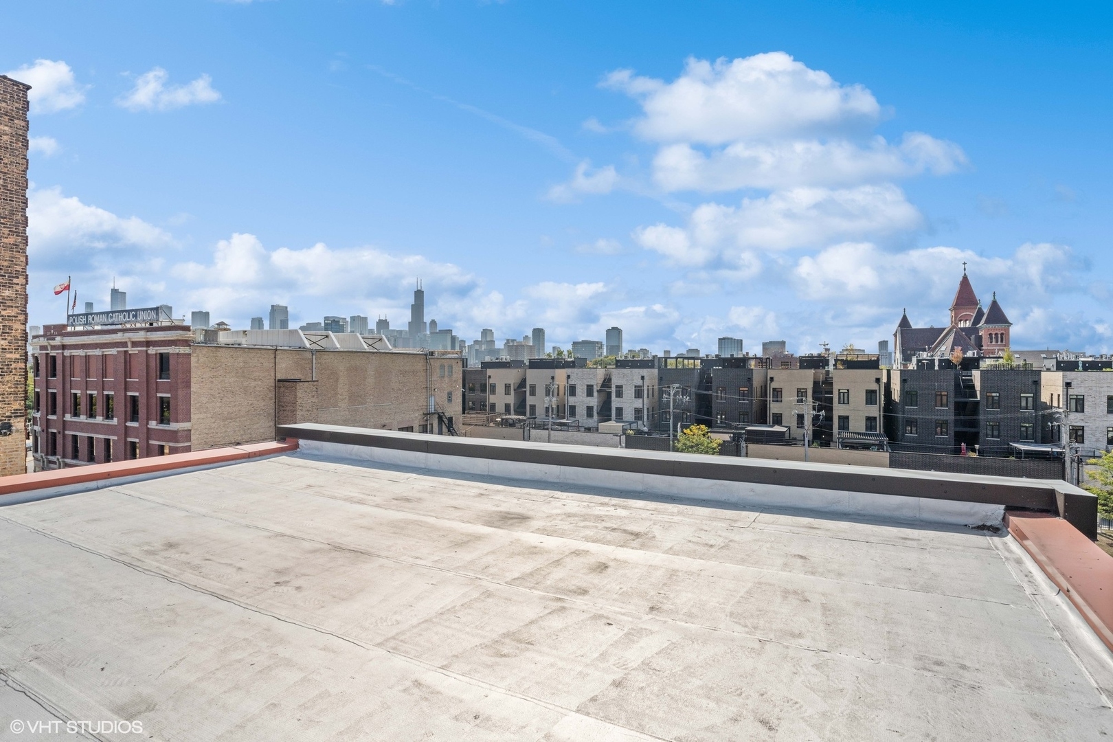 1346 W Augusta Boulevard Unit: 3