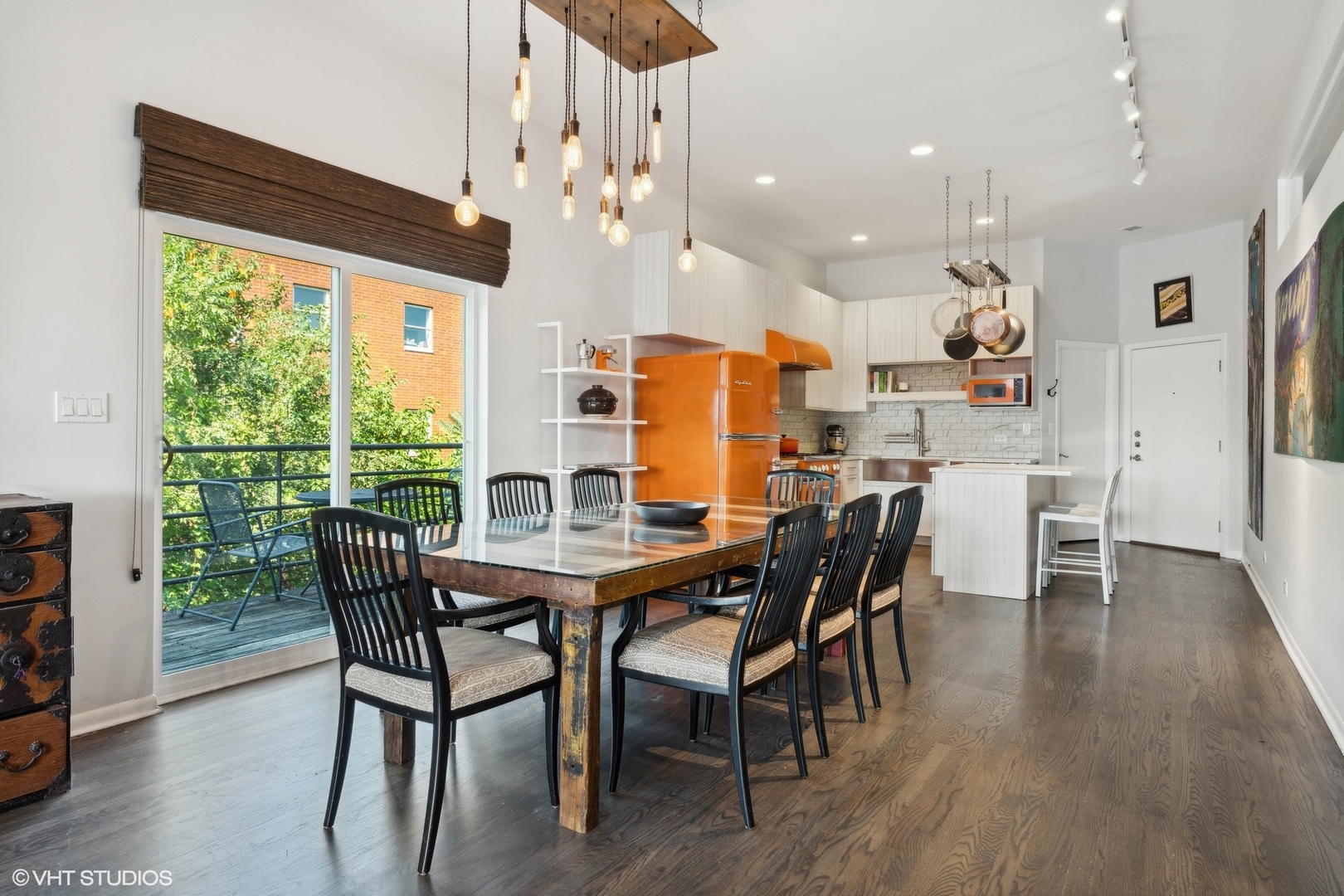 1346 W Augusta Boulevard Unit: 3
