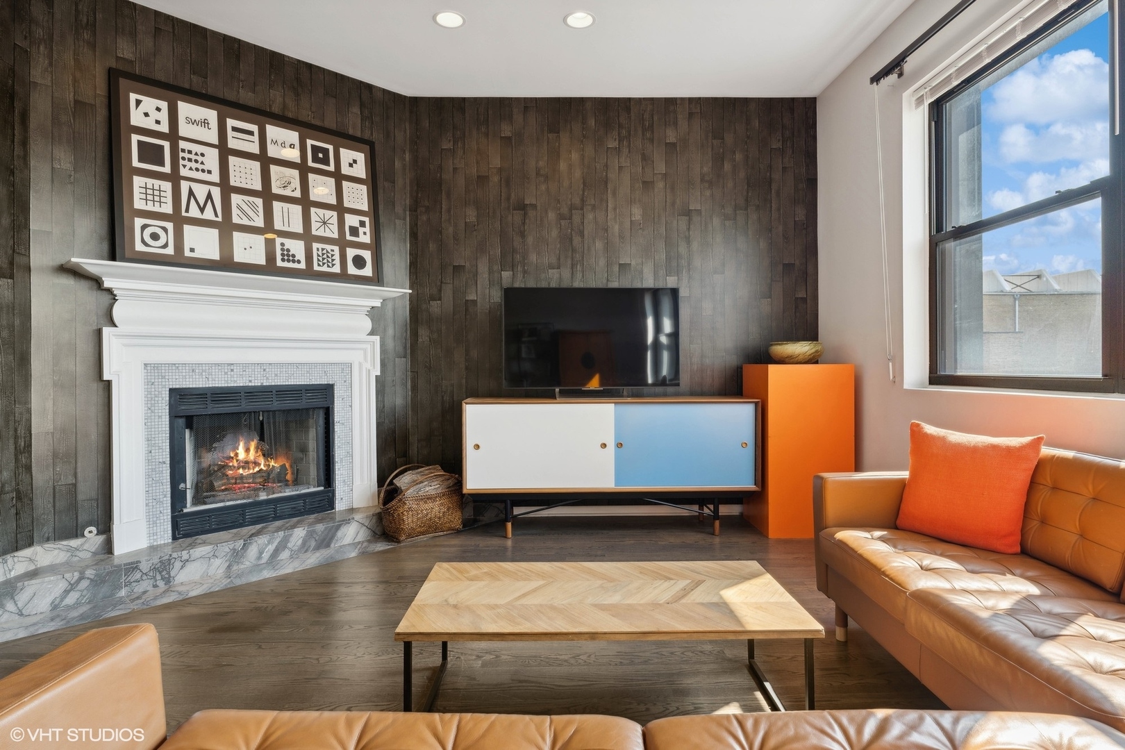 1346 W Augusta Boulevard Unit: 3