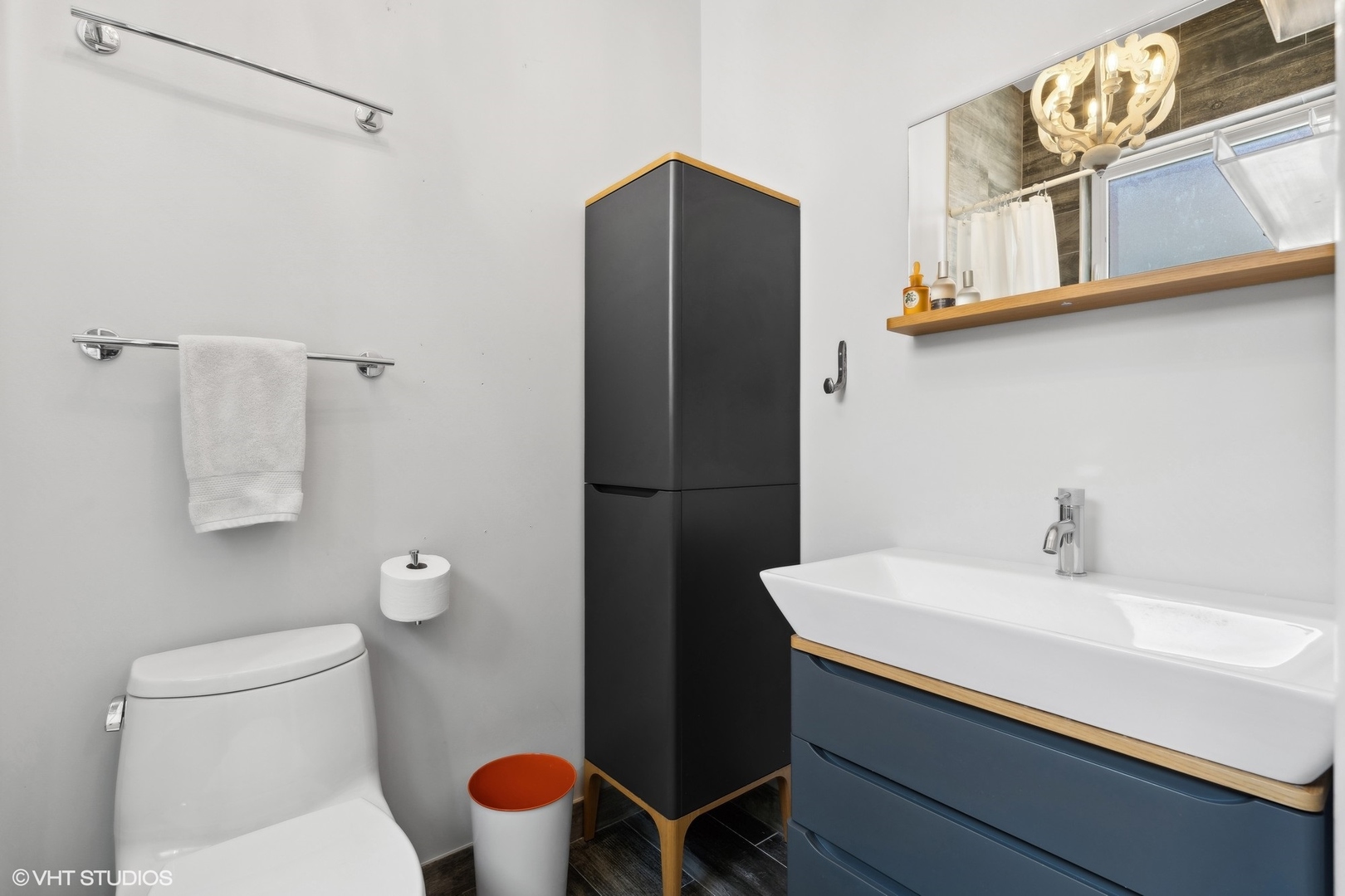 1346 W Augusta Boulevard Unit: 3