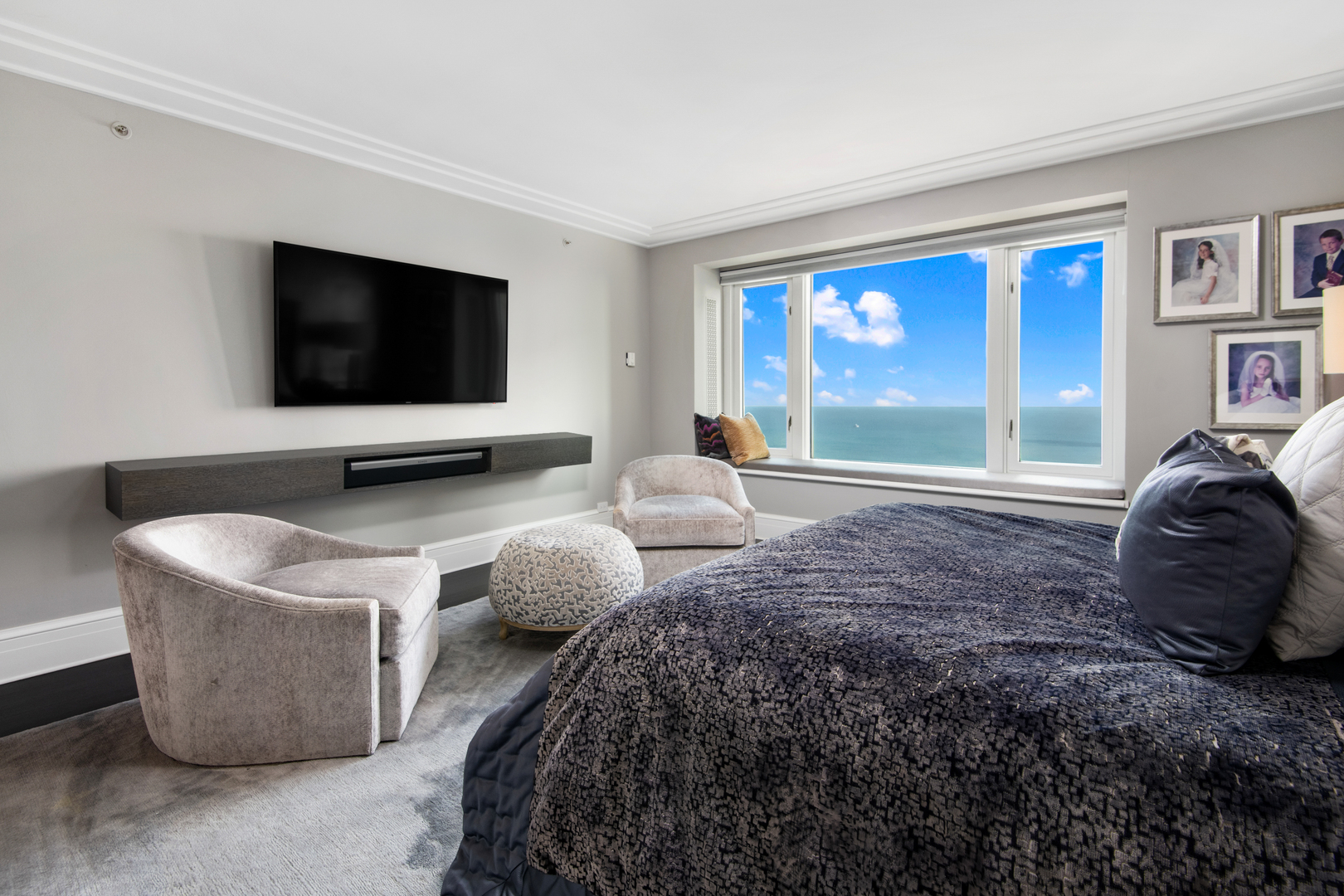 132 E Delaware Place Unit: 5404