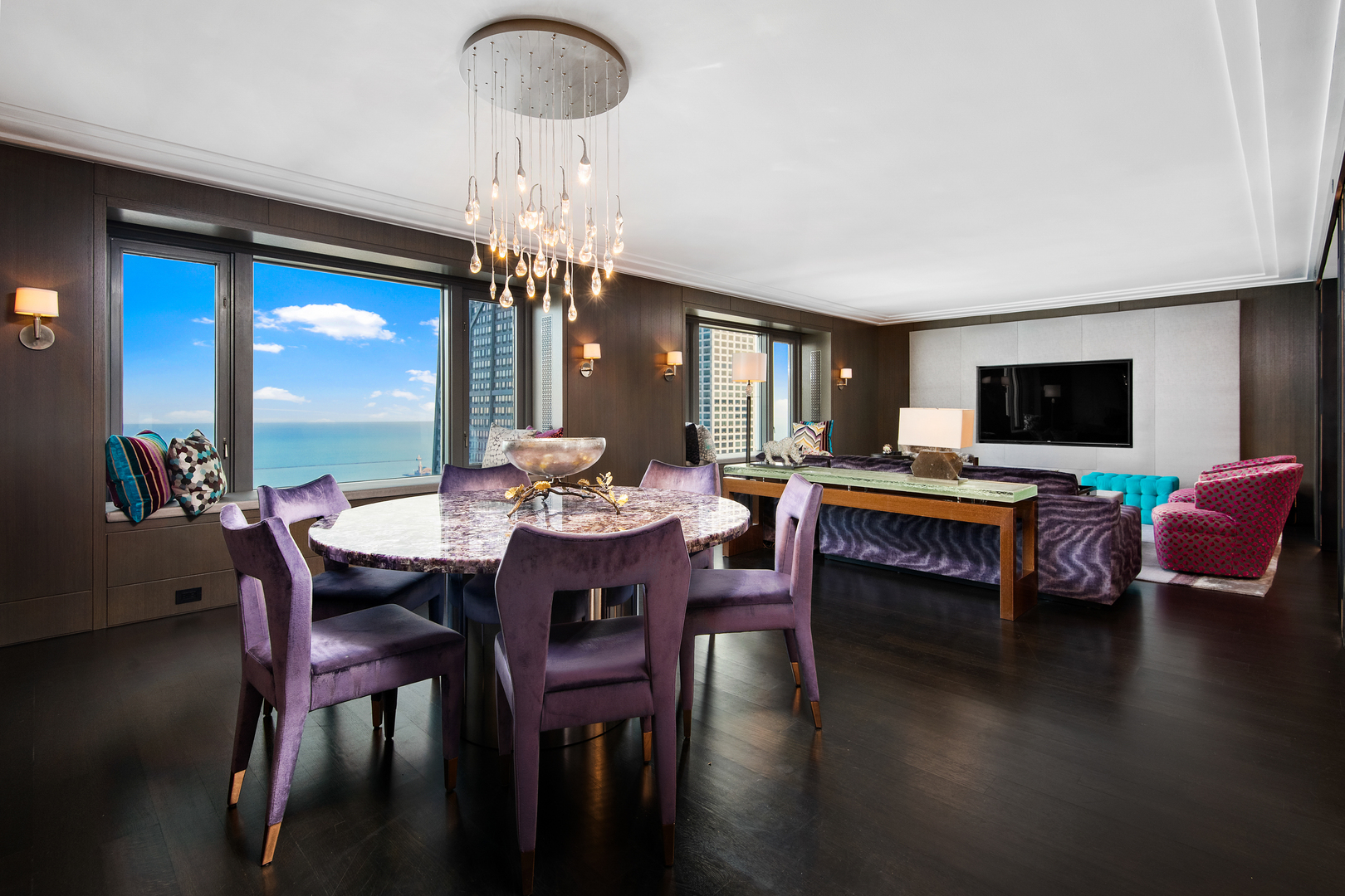 132 E Delaware Place Unit: 5404