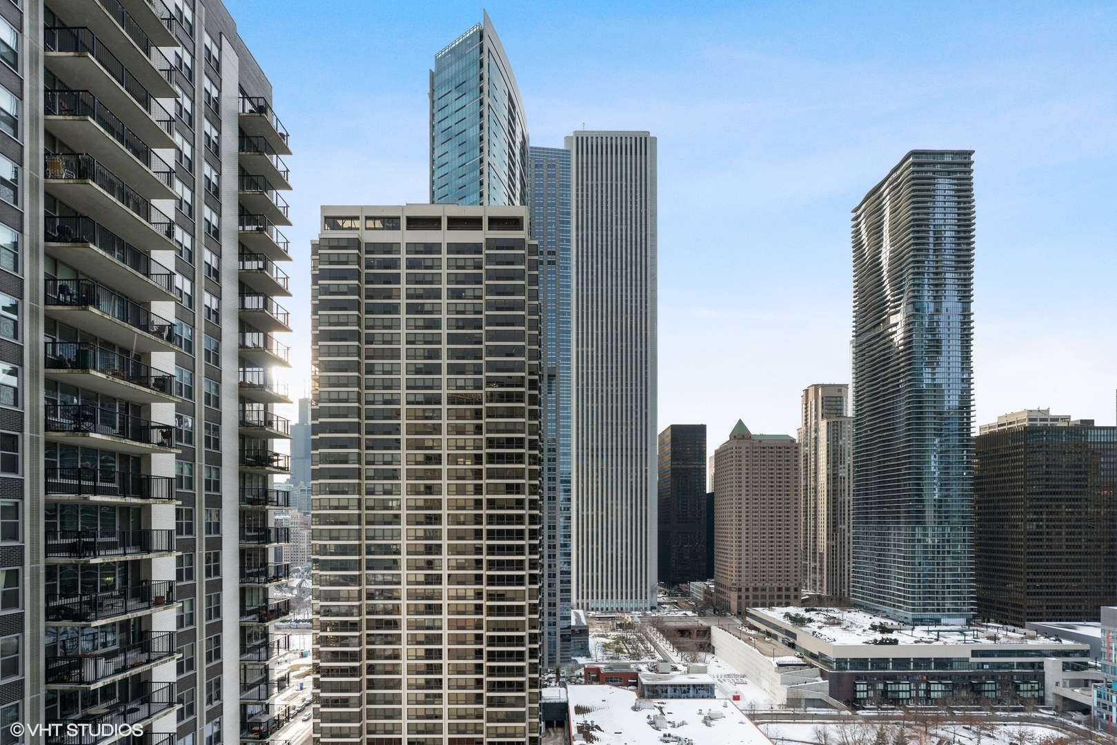 400 E Randolph Street Unit: 2826