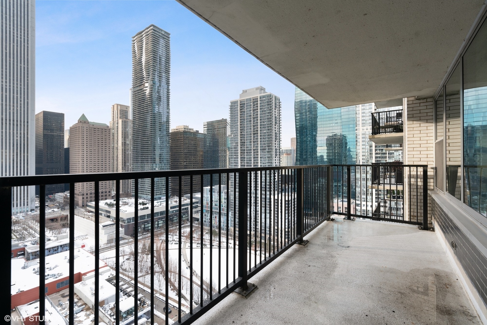 400 E Randolph Street Unit: 2826