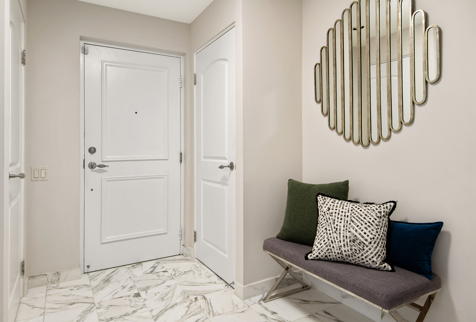 1300 N LAKE SHORE Drive Unit: 5D