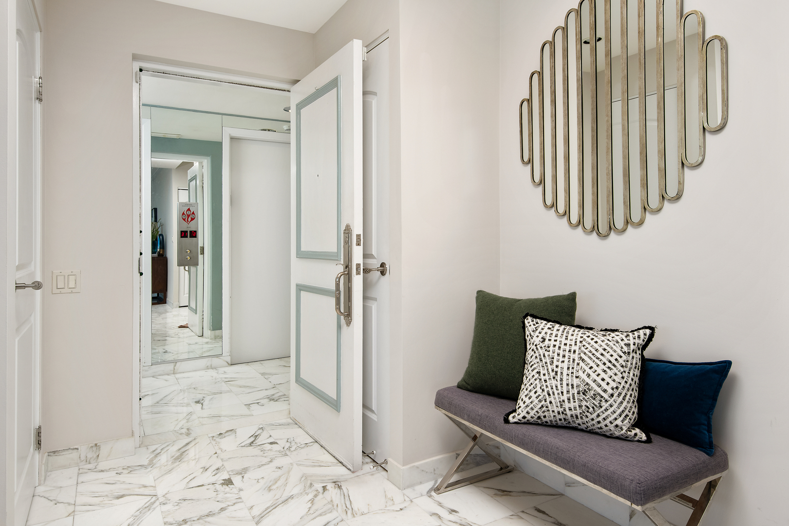 1300 N LAKE SHORE Drive Unit: 5D