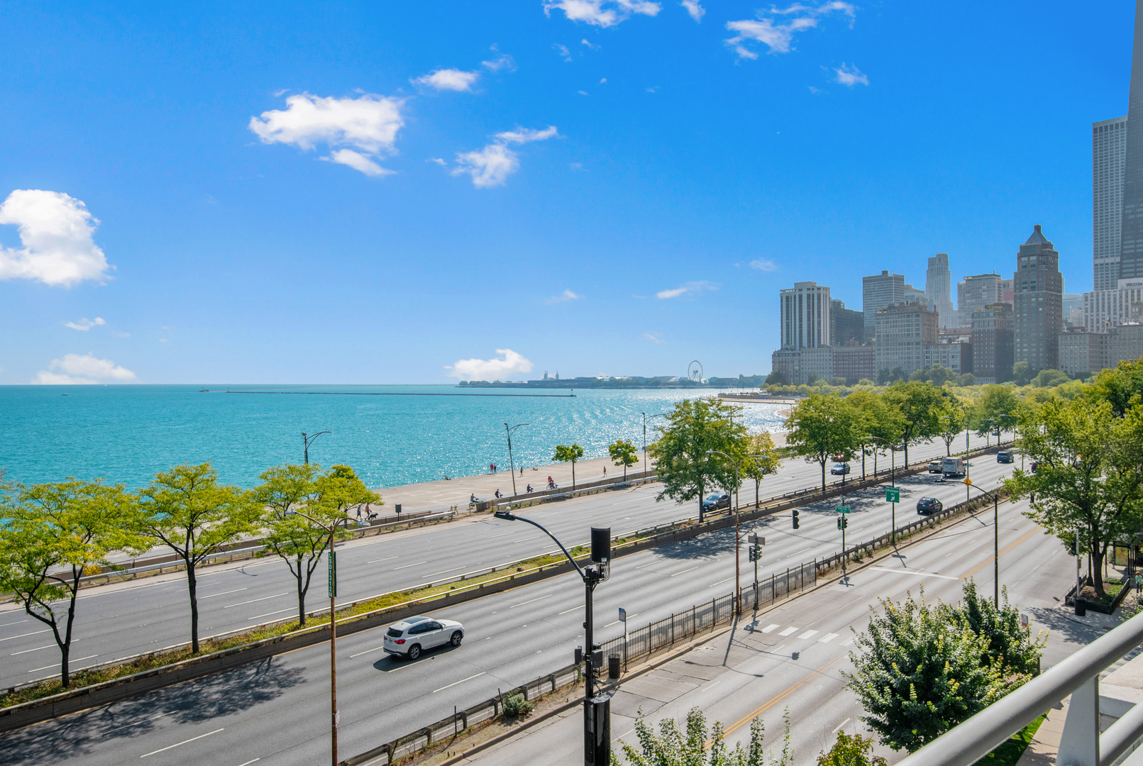 1300 N LAKE SHORE Drive Unit: 5D