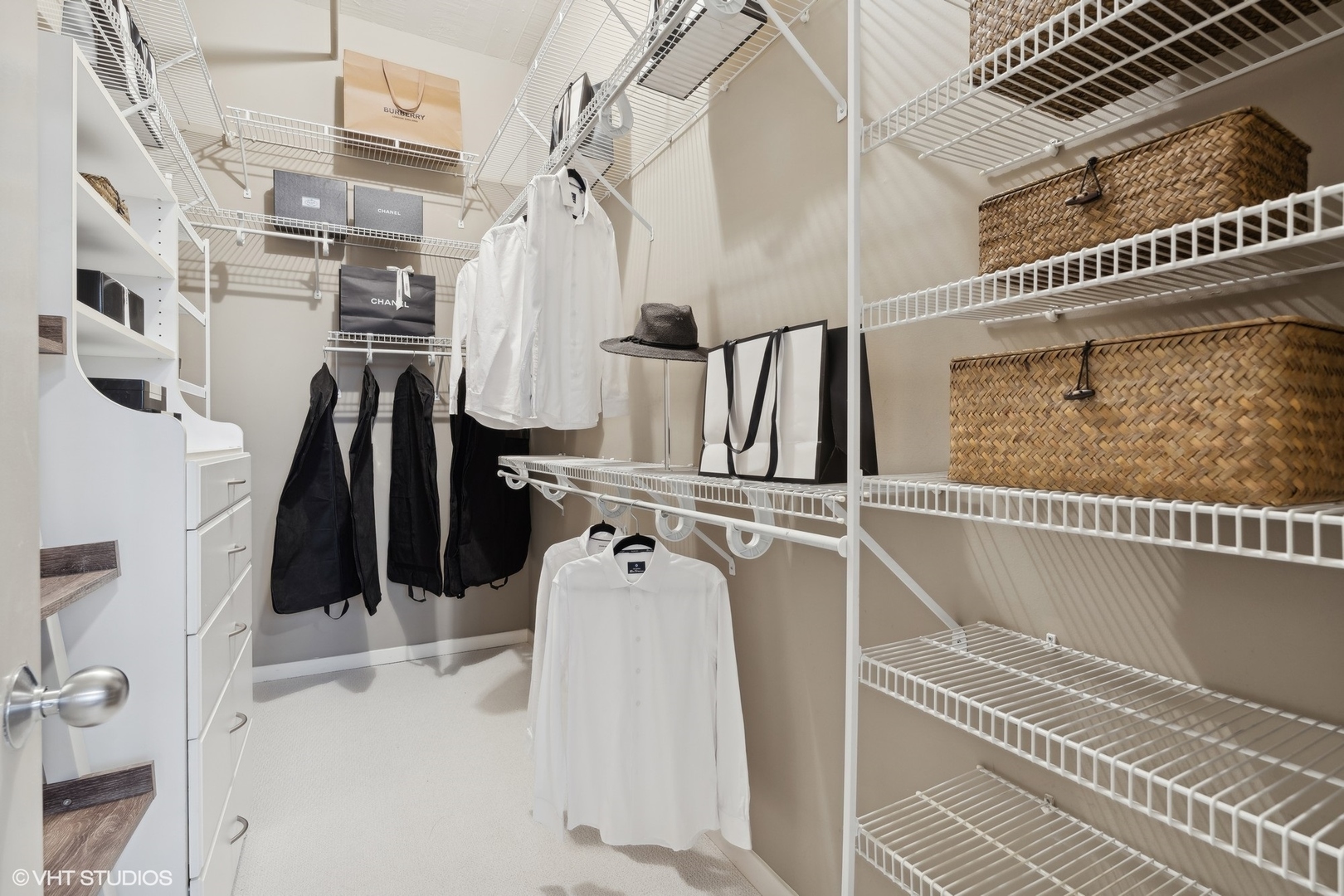 1158 W Armitage Avenue Unit: 202