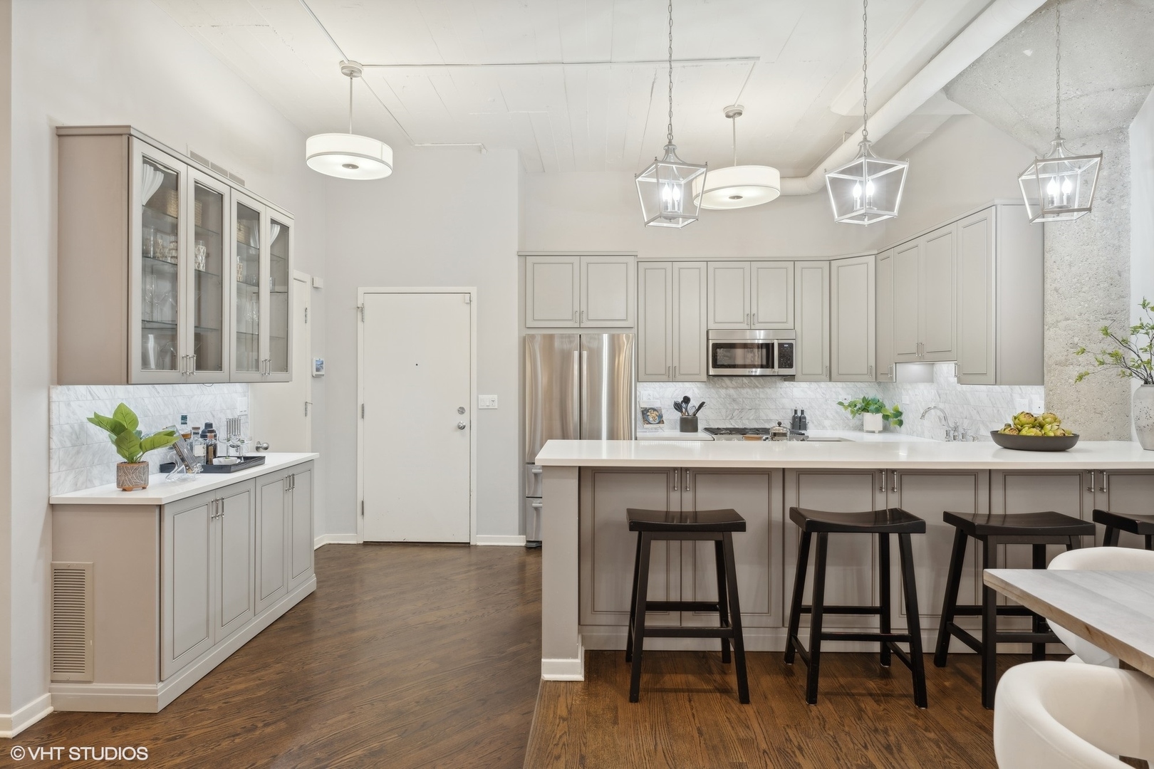1158 W Armitage Avenue Unit: 202