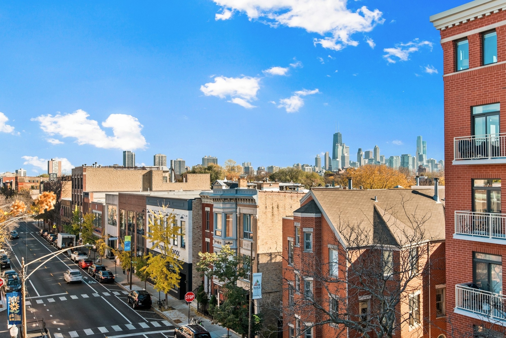 1158 W Armitage Avenue Unit: 202
